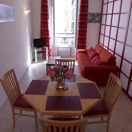 1 Bedroom Etats Unis-croisette 50 Meters From The Croisette 250 Cannes